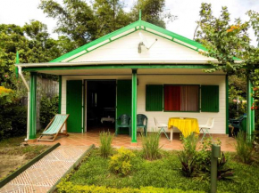 Charming house with sea view in Foulpointe + Enclosed garden.